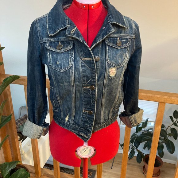 Distressed Jean Jacket - Picture 6 of 9